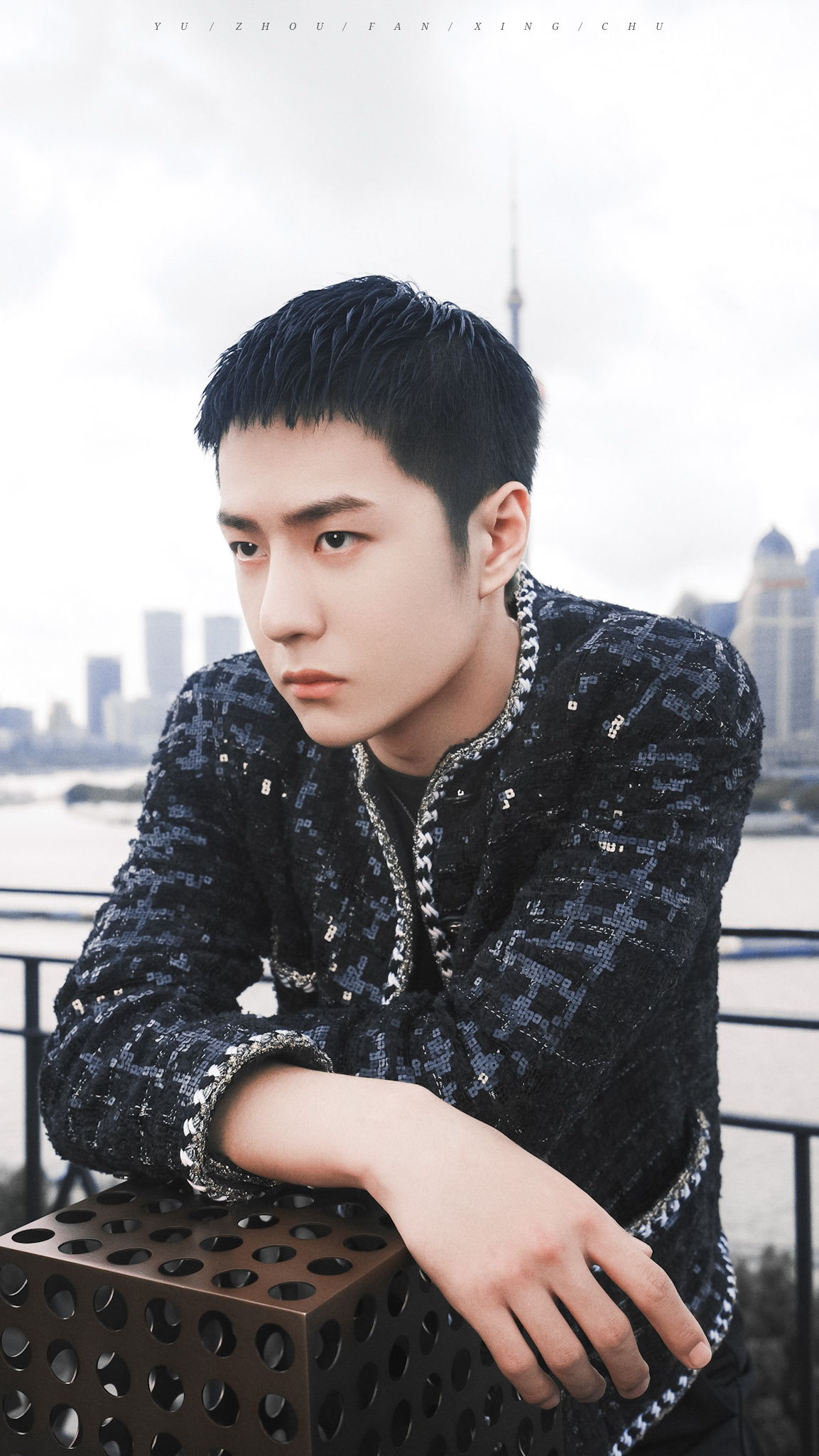 王一博寸头魅力十足,谁能拒绝王一博散发的荷尔蒙