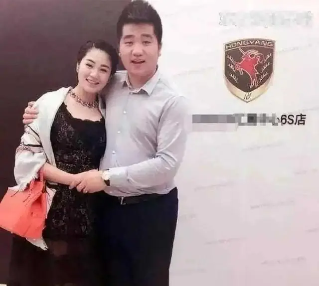 赵本山弃徒高调炫富,开帕拉梅拉接娃放学,网友调侃后被霸气回怼_毕畅