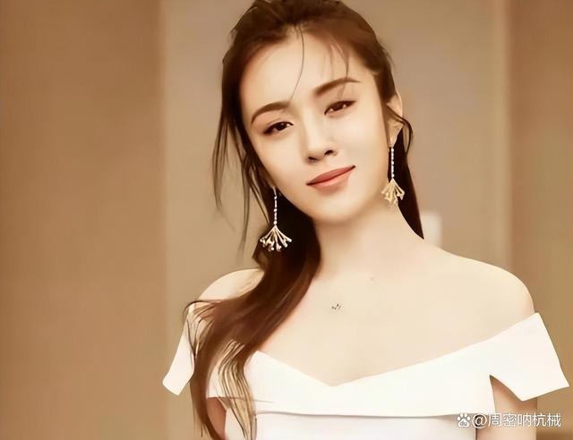 回顾 被传与胡歌秘密结婚,被经纪人怼混得差,王晓晨经历了什么