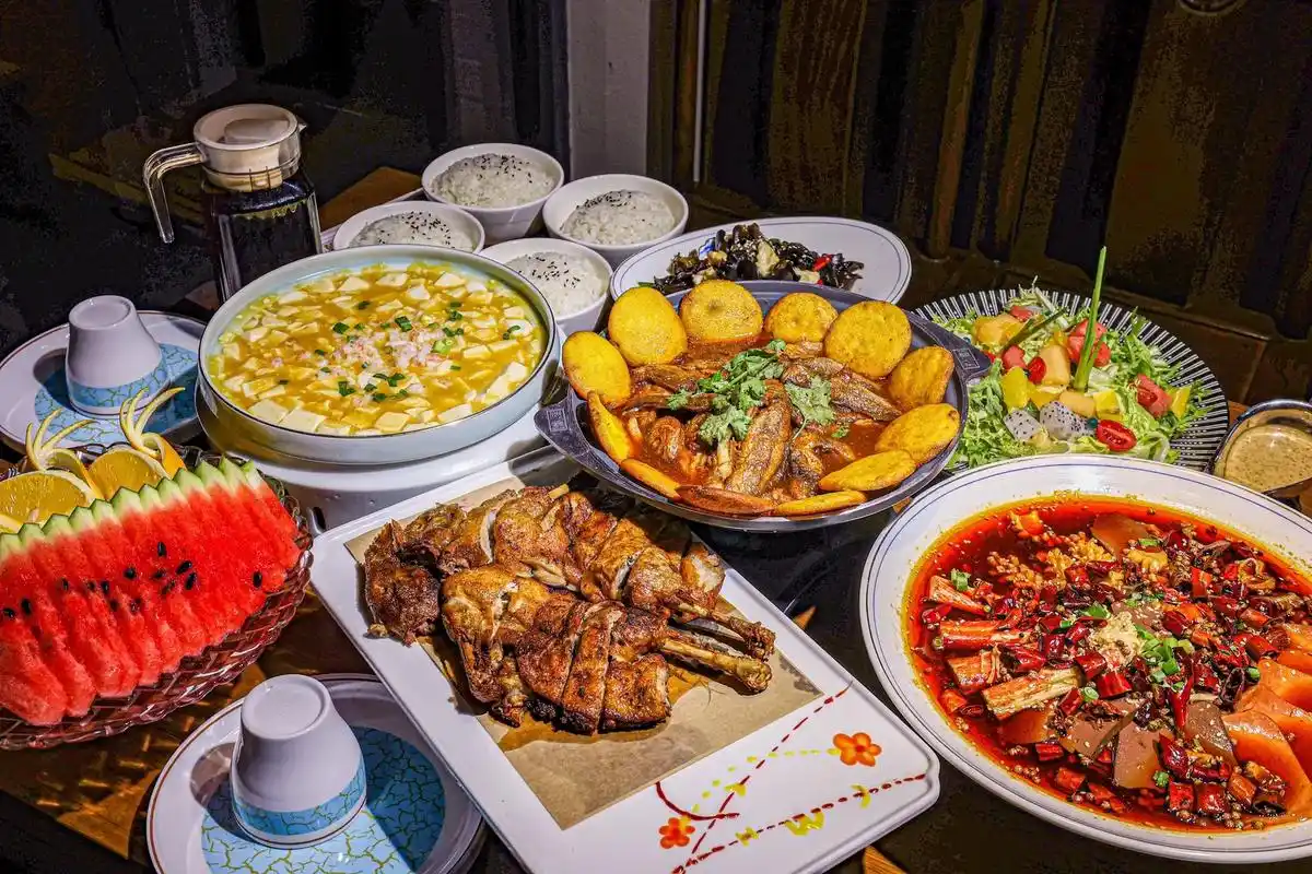 唐朝汇.中国菜项来以好吃实惠著名,八大碗的中国传统民间菜,因 - 抖音