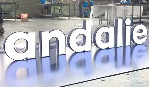 亚克力平面发光字招牌落地大字广告宣传字体