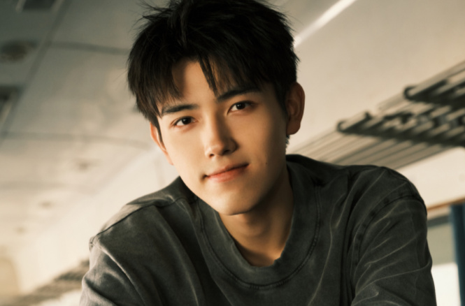 陈飞宇索赔20万网友称曾被追过