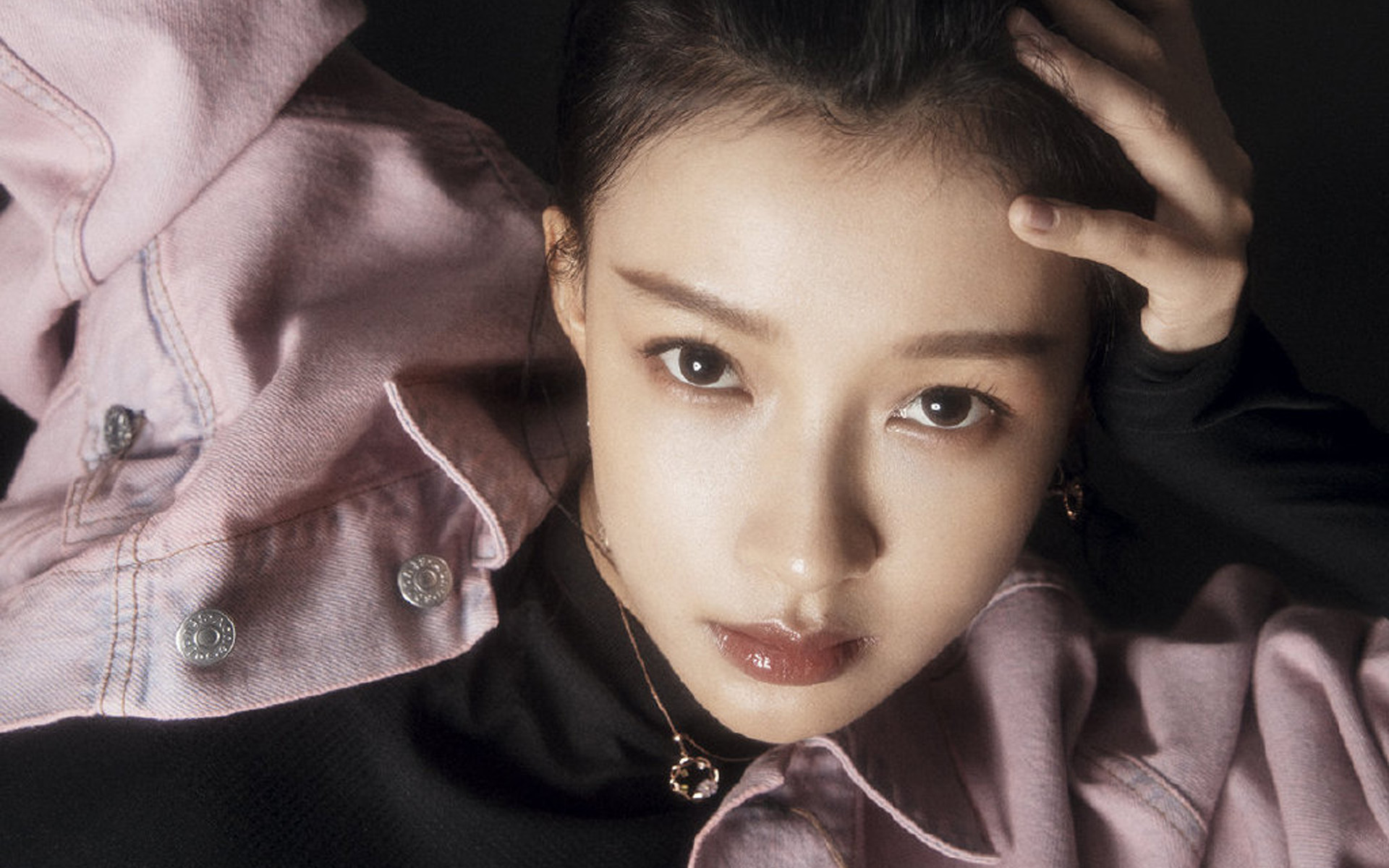 孙怡个性写真图片桌面壁纸