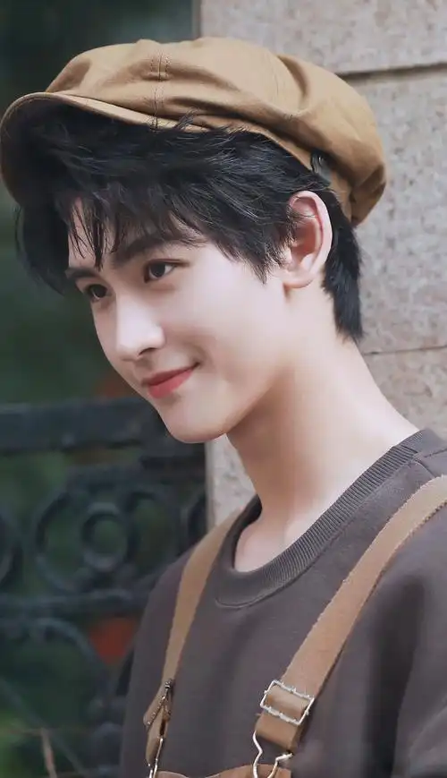 黄俊捷是难得的笑起来好看的男明星了吧