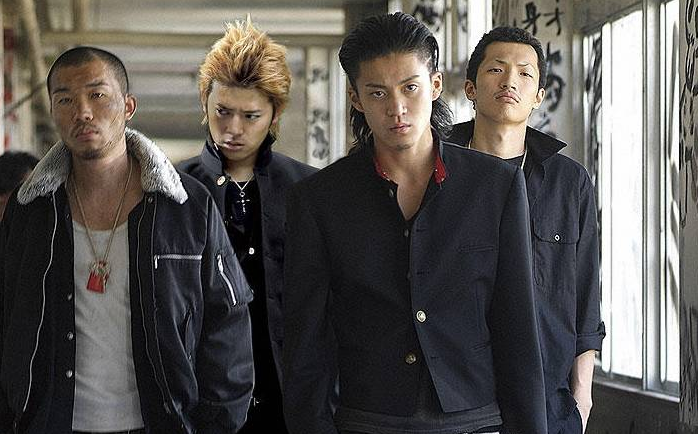 抖音蓝线合拍图片素材-抖音蓝线合拍背景图片