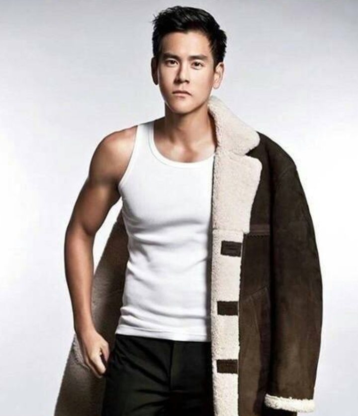 如何评价彭于晏的肌肉?