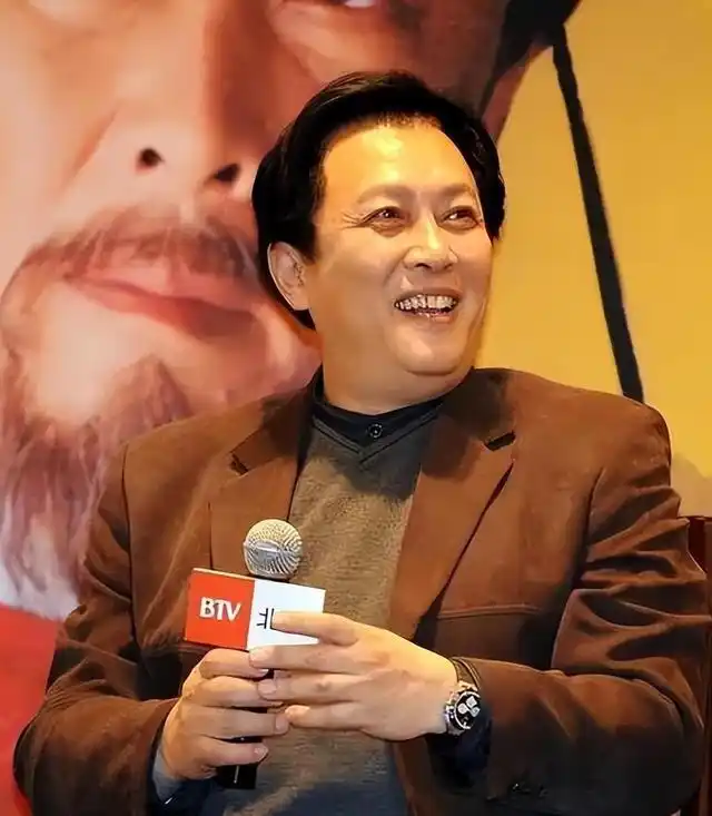 央视热播的唐国强新剧遭观众强烈抵制差评理由竟出奇一致