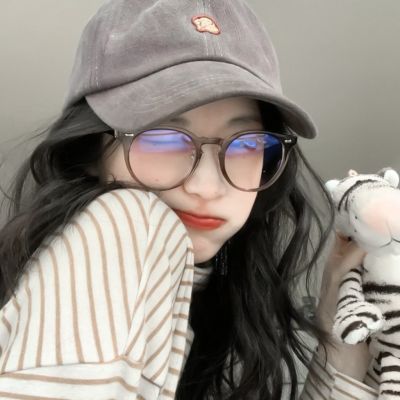 女生头像滤镜自修禁二转拿图摁赞和评论