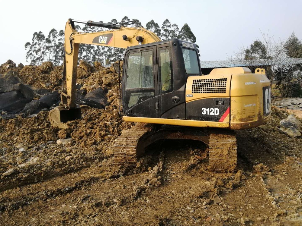 广西桂林市36万元出售卡特彼勒小挖312挖掘机