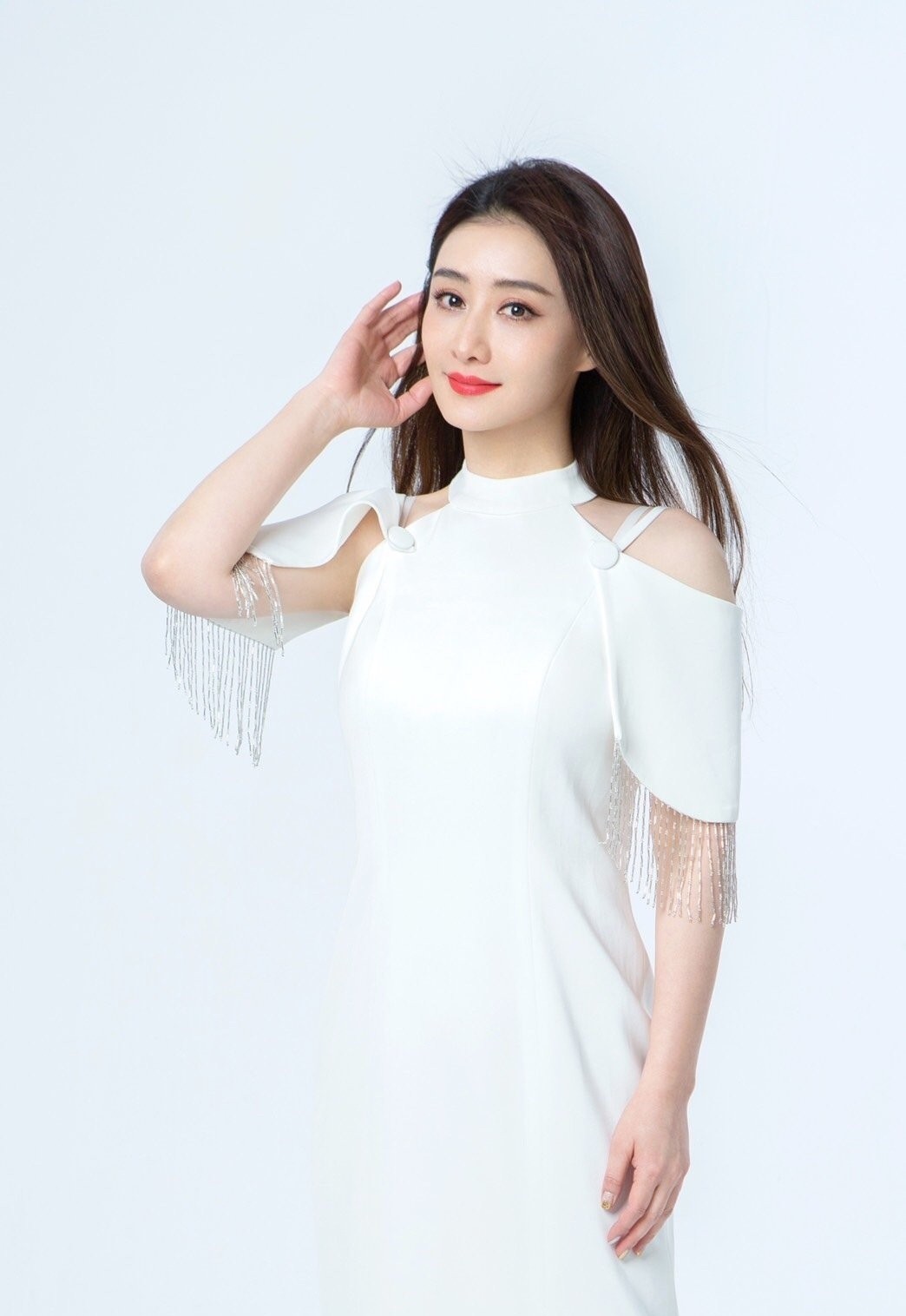 原创46岁陈德容近照曝光露香肩秀蚂蚁腰与富豪离婚后一度爆肥认不出