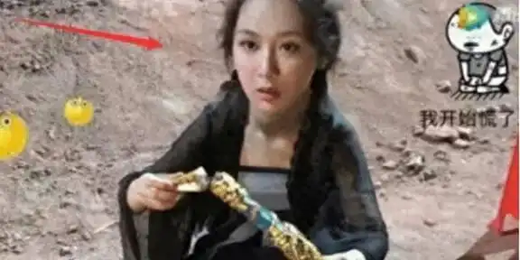 演员休息时都在干嘛?"唐僧"躲着抽烟,杨紫这张忍不住不笑