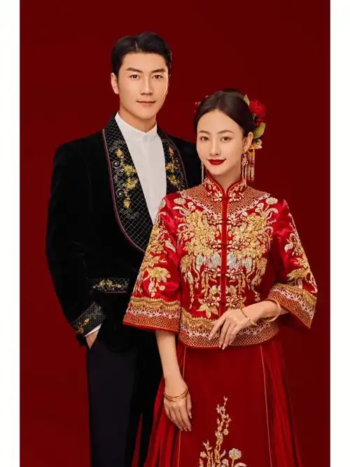 婚纱照室内秀禾