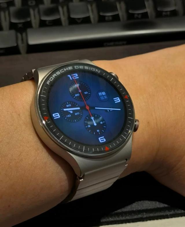 华为保时捷手表gt2开箱