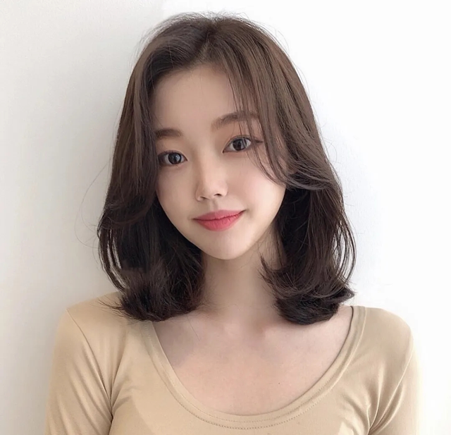 2020最火发型20多款,看完忍不住想要剪,修颜立体真洋气