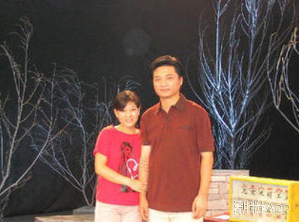 崔永元的老婆是谁 女儿近照曝光绘画天赋出众