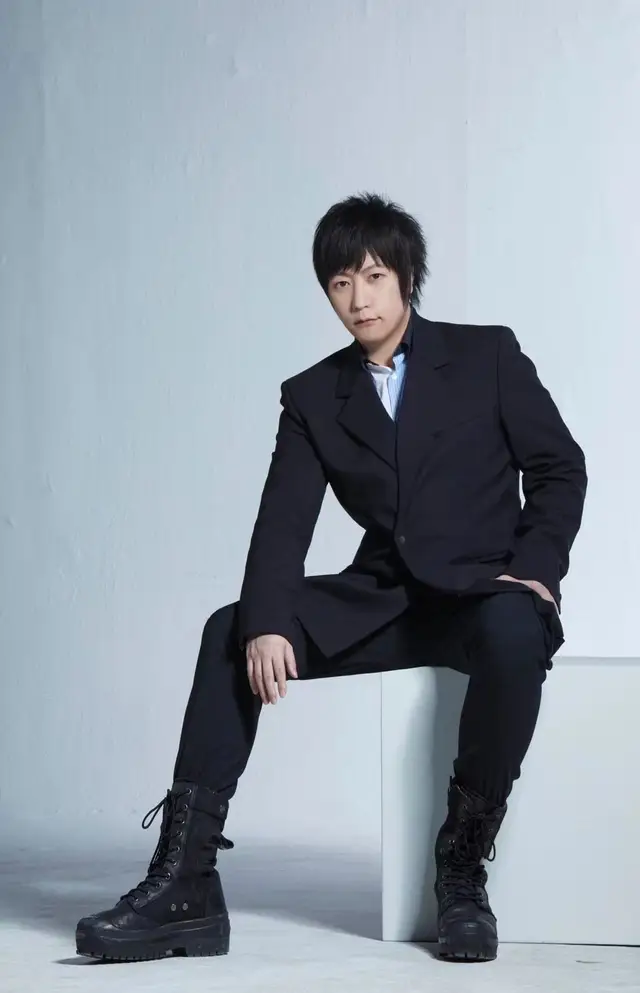 五月天阿信品冠时隔14年再度合作阿信称新歌催人泪下