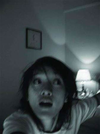 10女星恐怖表情吓人 网友编爆笑对白(组图)