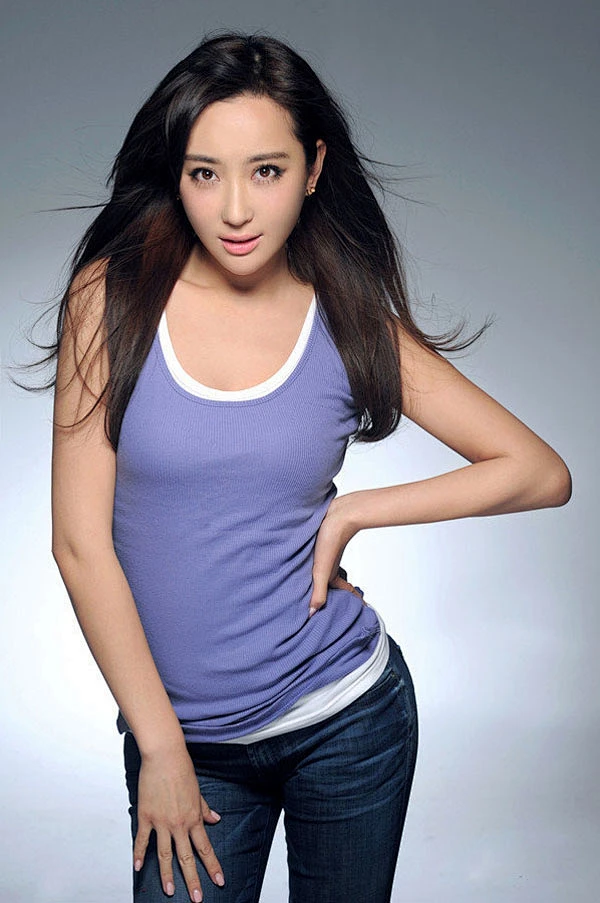 实力女星杜若溪最新写真曝光1