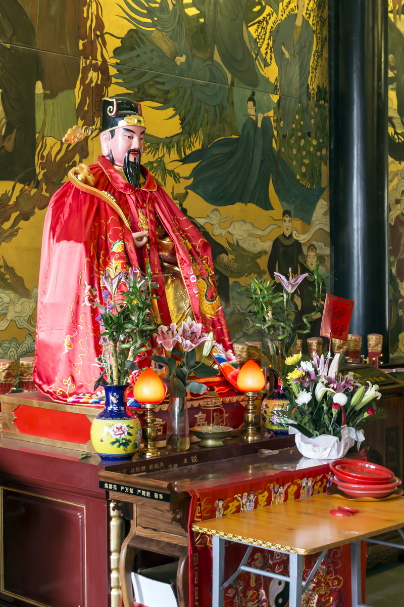 89轻骑广州都城隍庙都供奉了哪些神祗