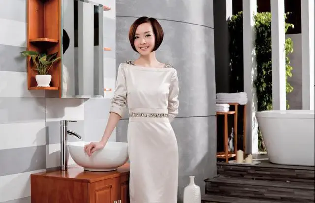 一个节目连播18年,只会说"真的吗,我不信"的鲁豫,其实不简单_小时候