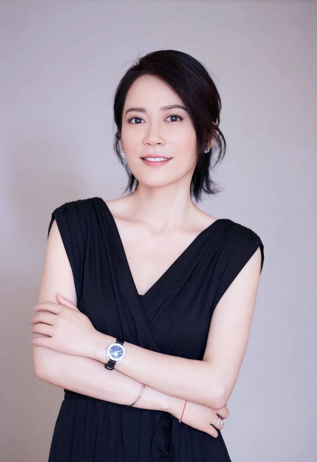 年纪越大越漂亮的女星,我只服这位,快40岁才变美