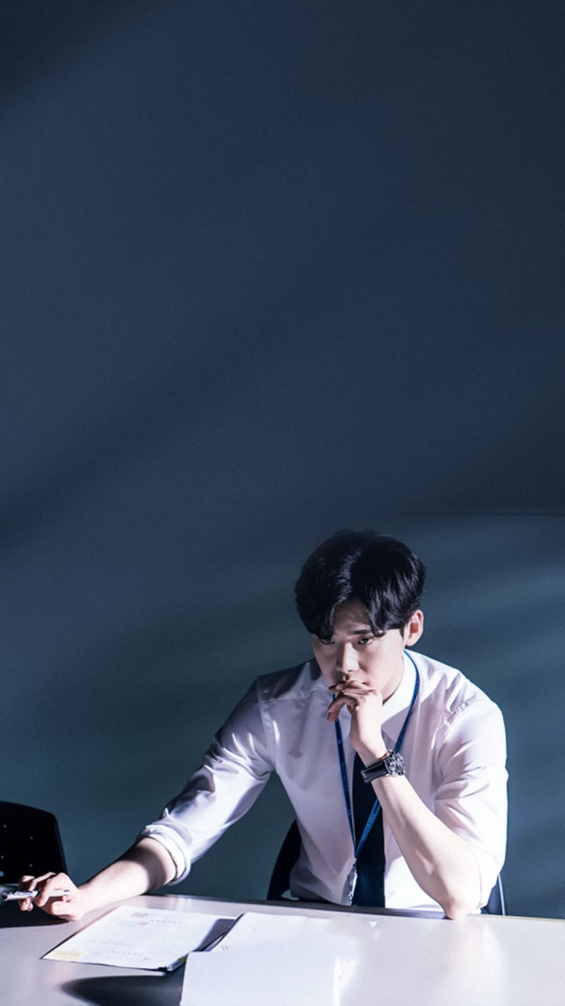 李钟硕《当你沉睡时》高清剧照图片