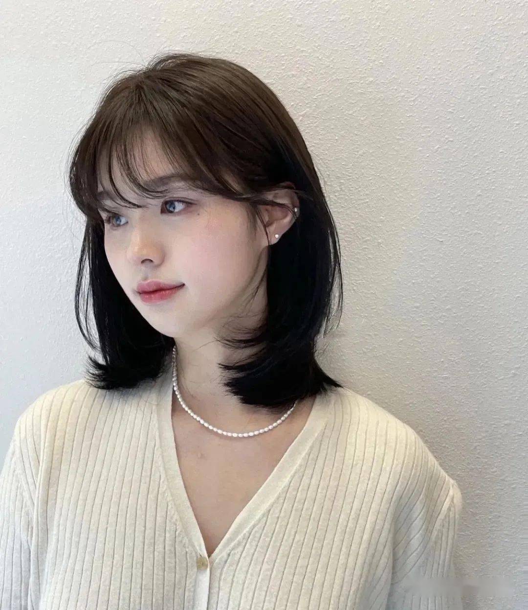 2022春季"锁骨发"又火了,瞬间提升你的颜值_发型_中国_人类