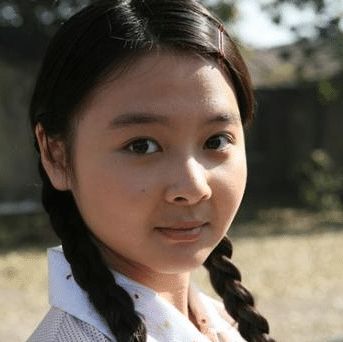 小童星回来了,14岁时曾和释小龙传过绯闻,美到观众不让整容_杨晓丽