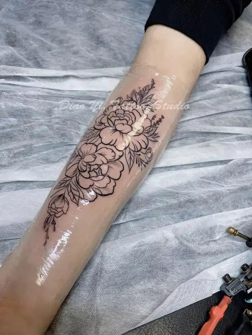 西安纹身素花纹身小臂纹身