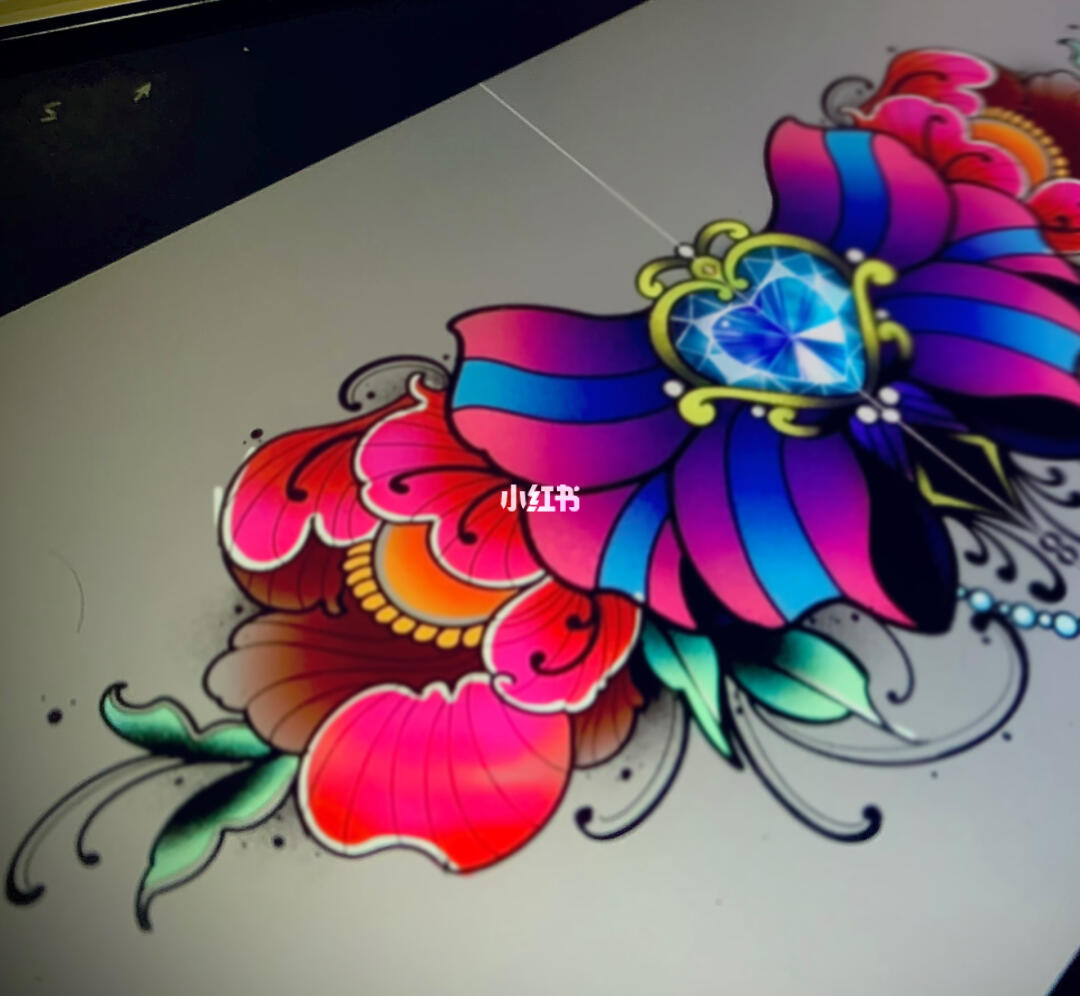 昆明纹身原创花胸蝴蝶结客稿