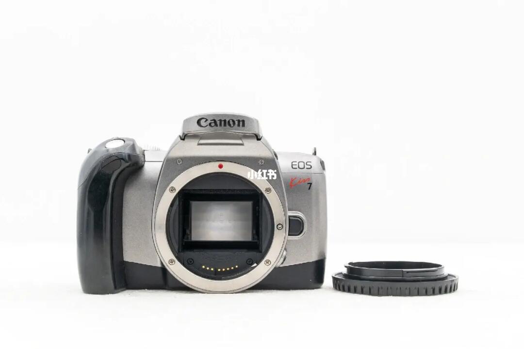 佳能kiss7少量到货