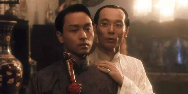 张国荣我们熟悉,葛优我们也熟悉,但是谁知道,葛优比哥哥还要小一岁.