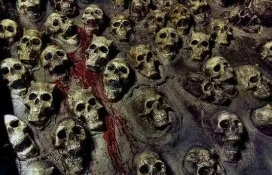 土库曼斯坦地狱之门达瓦札大火燃烧47年无法熄灭