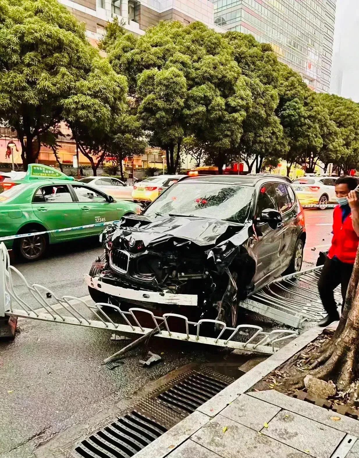 原创             大连宝马人行道故意撞人案最终判死刑 广州宝马1.