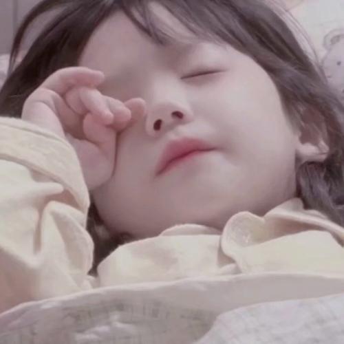 可爱的头像呆萌小孩吃东西 可爱头像图片大全 -【爱个性】