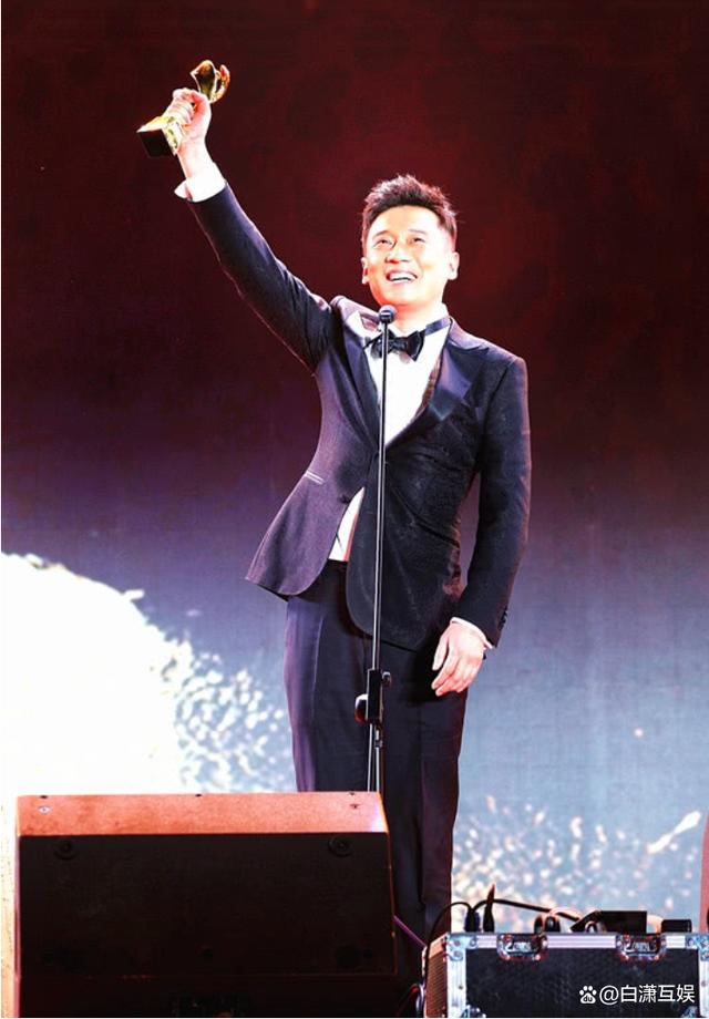 徐洪浩,著名演员,以其深情的演技和多面的角色而备受赞誉.