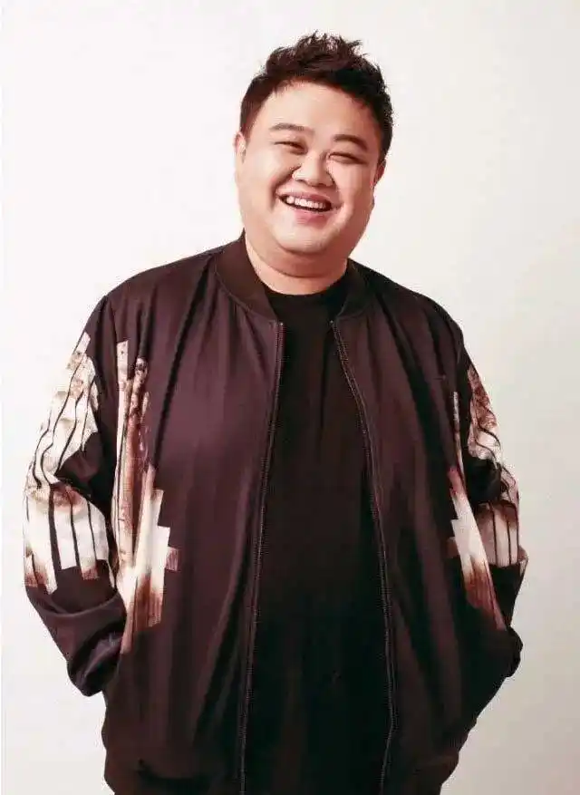 演员孙越出生文艺世家养了大象10年如今年薪百万家庭幸福