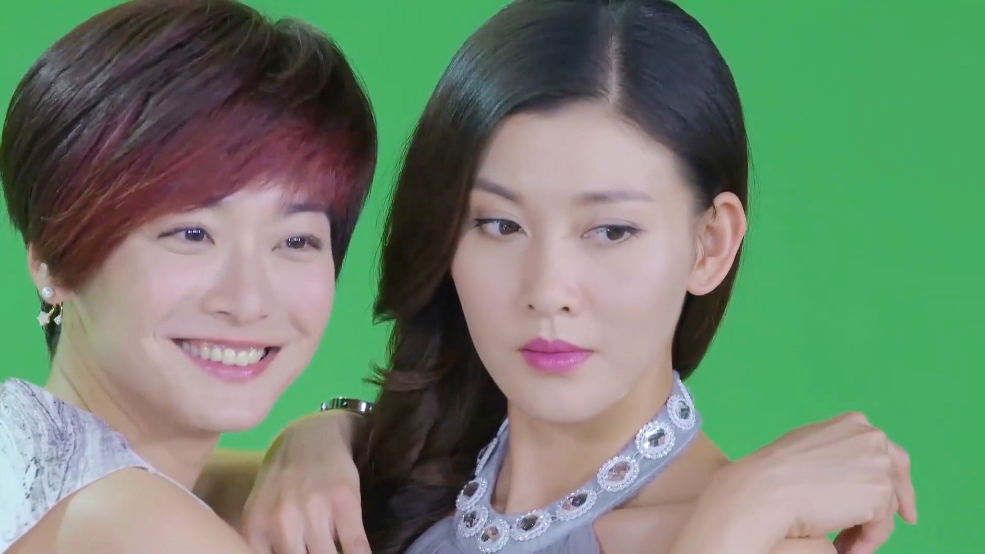 情谜睡美人:爱出风头的依姗和依婷平起平坐,简直是要气疯依姗了