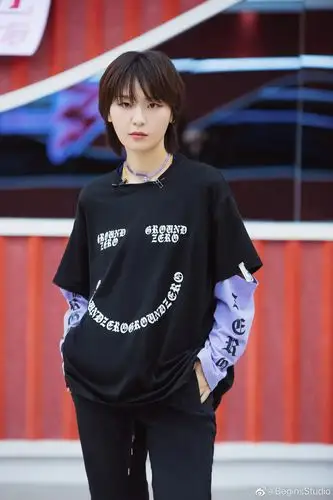 分享一个拯救"牙套脸"的周笔畅发型