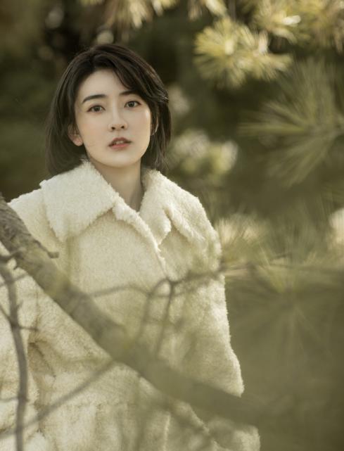 与蒲巴甲和平分手,对梁洁而言并非"坏事",甚至能帮到她事业?