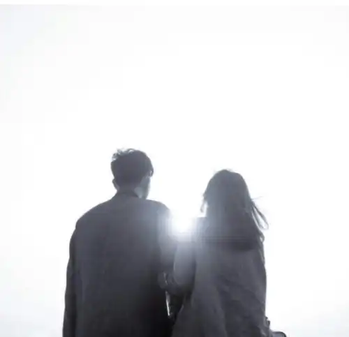 双人情侣头像一对两张动漫头像背影