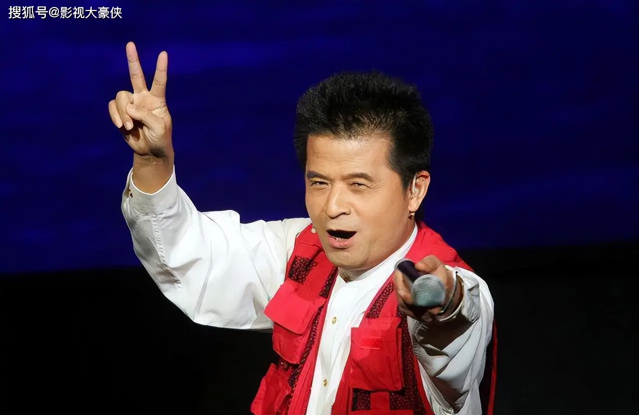 毕福剑承认再婚且"老来得子",现任在北京生活,前妻在加拿大