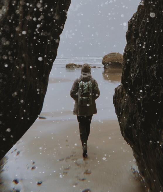 独自承受痛苦的图片,独自一人熬过所有的苦图片