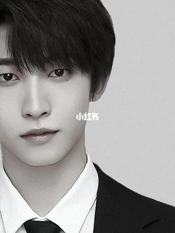 刘宇74我老公证件照