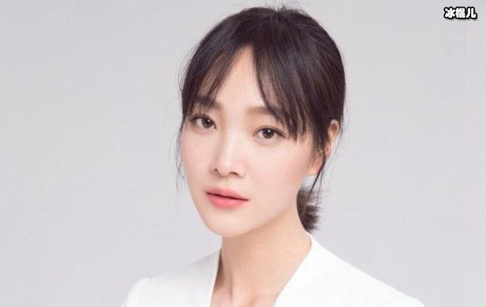 演义何杜鹃何杜娟,毕业于北京电影学院继续教育学院,中国内地女演员