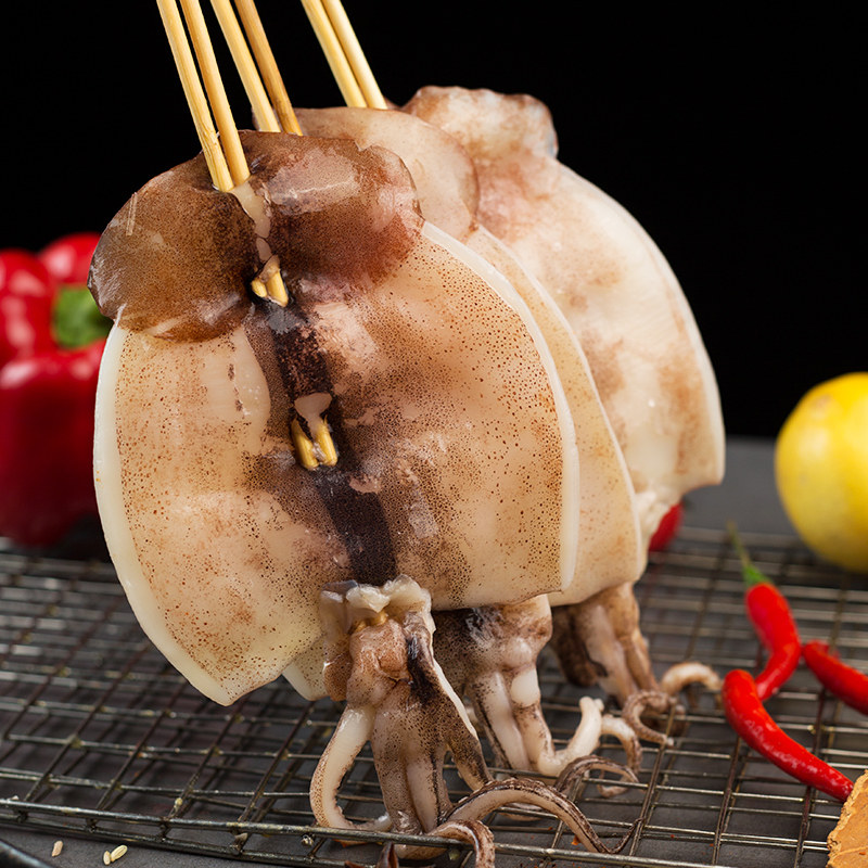 100克铁板鱿鱼板串生冷冻商用烧烤半成品食材串串冷冻鱿鱼
