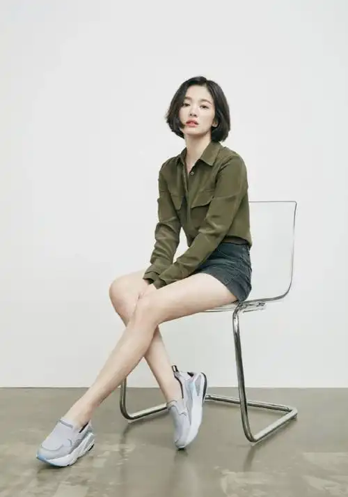 宋慧乔有哪些清新的穿搭很吸引人