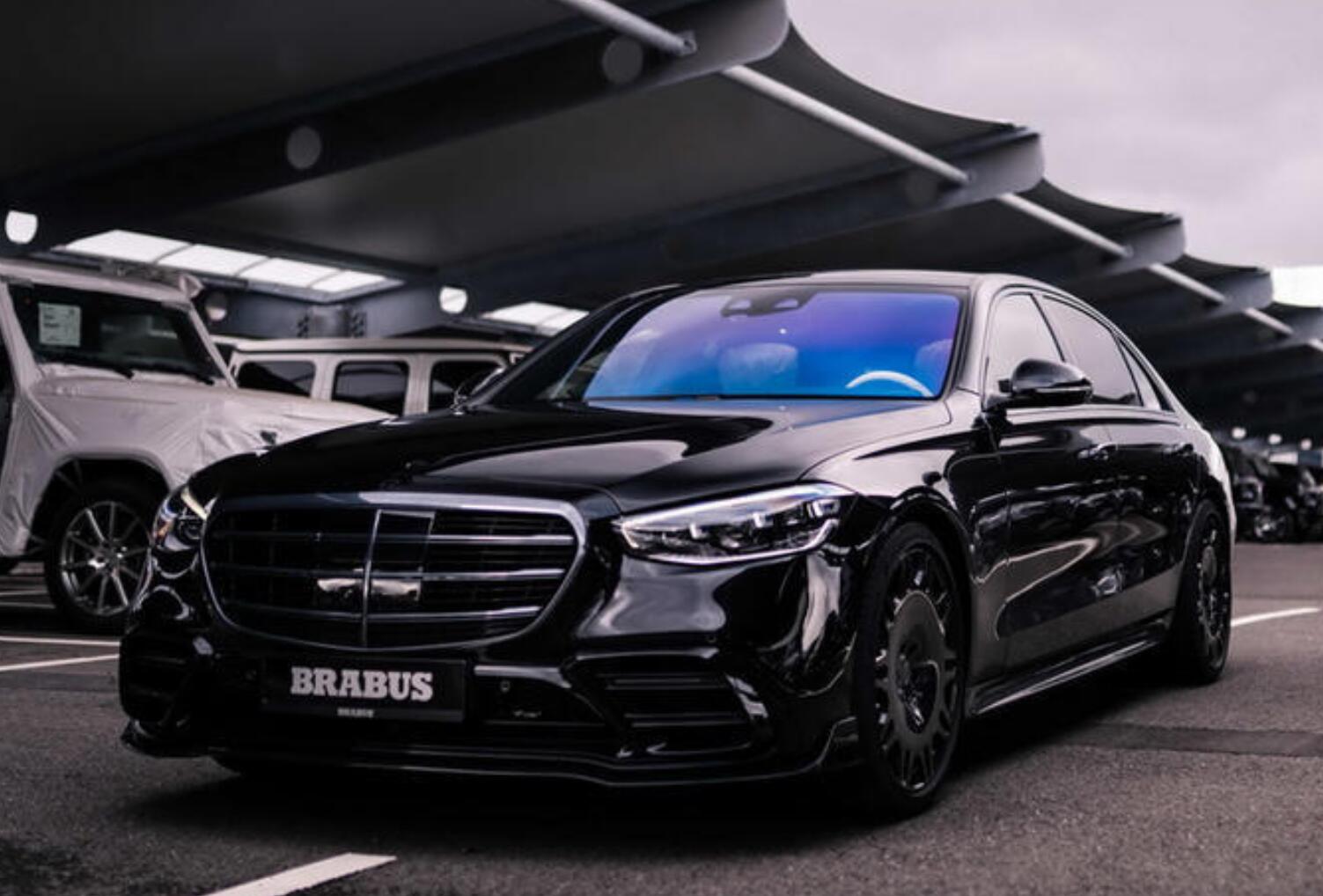 奔驰s改装版实拍曝光 由巴博斯打造