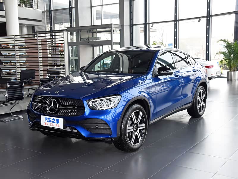 奔驰(进口) 奔驰glc轿跑 2022款 改款 glc 260 4matic 轿跑suv