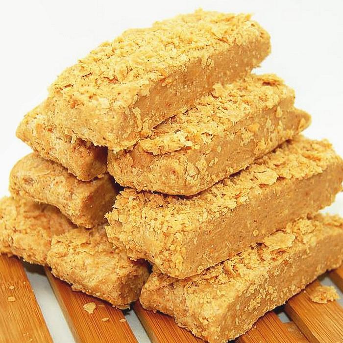 打卡济南夜市#花生糕是河南省开封地区地方传统名特产.